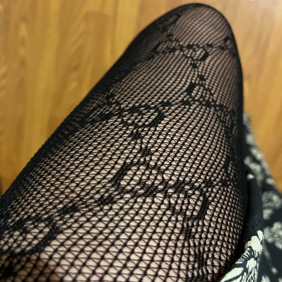 ISO Dress - Picture 3 of 7